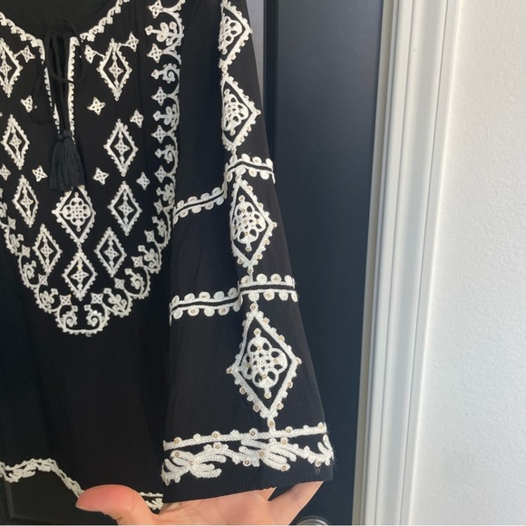 Lulu’s embroidered boho dress - Picture 4 of 5